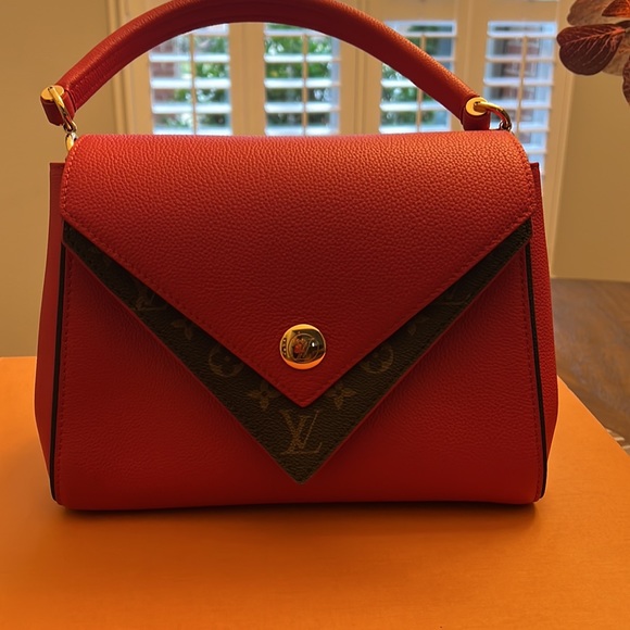 Louis Vuitton Double V Rubis - Picture 4 of 6